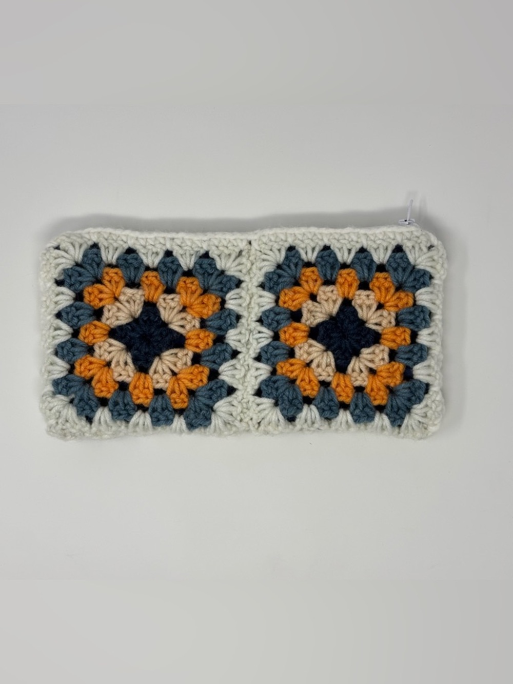 Crochet Zipper Pouch with Lining in Sunset Harbor